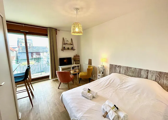 Lägenhet Salm, Coquet Avec Balcon *